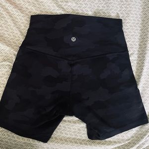 Lululemon align biker shorts 6in